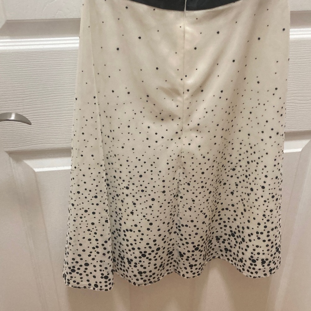 White House Black Market Strapless Cream Dress with Black Dot Print Size 0 - Picture 7 of 9